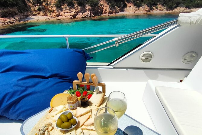 La Maddalena Archipelago Tour with Motorboat DC12 - Santa Maria plus La Maddalena sailing: making the last hours count