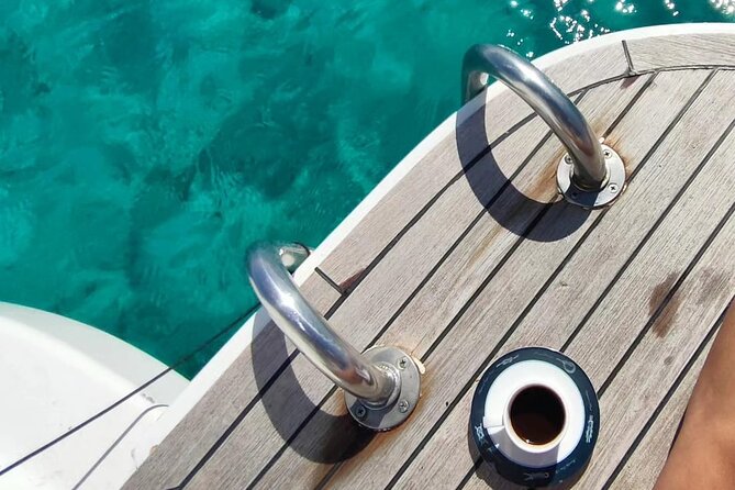 La Maddalena Archipelago Tour with Motorboat DC12 - What’s really included: aperitif, snorkeling gear, and stand up paddle