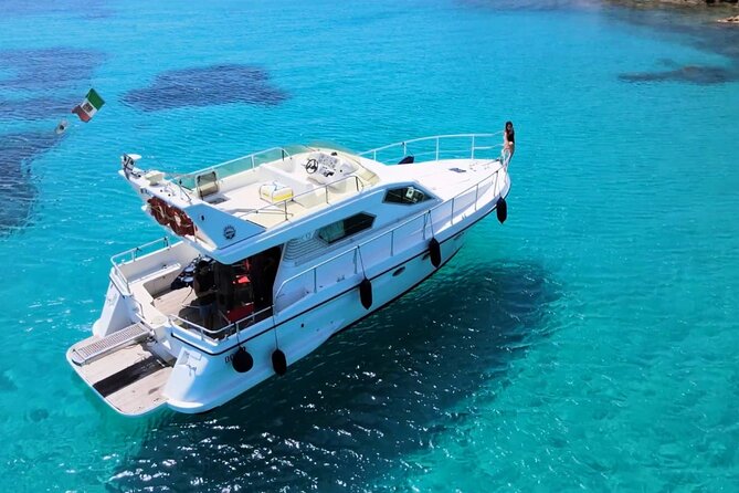 La Maddalena Archipelago Tour with Motorboat DC12 - Price and the extra fuel/crew costs to plan for