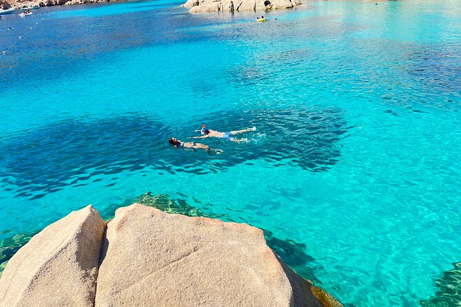 La Maddalena Archipelago: zodiac (RIB) tour with skipper - The 9:30 a.m. flow: what an 8-hour day really means