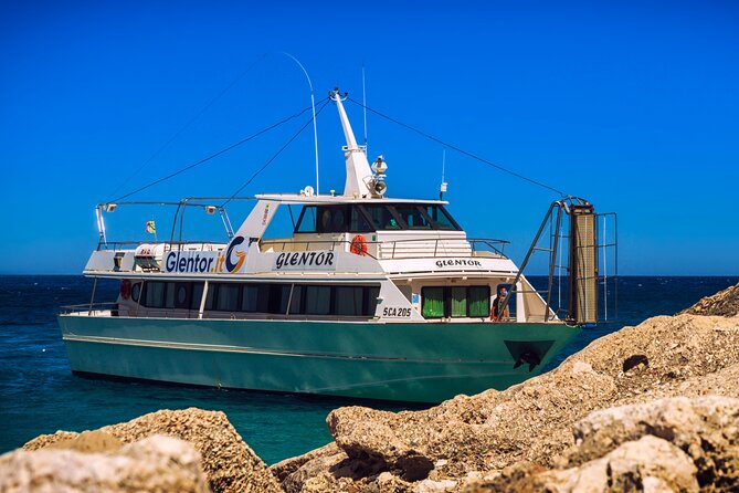 Minicruise in Orosei Gulf with Glentor - Getting on the Glentor in Arbatax: What to expect at 8:00