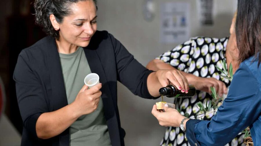 Nuoro: Visit an oil mill with oil tasting - Logistics that matter: meeting point, timing, and what to bring