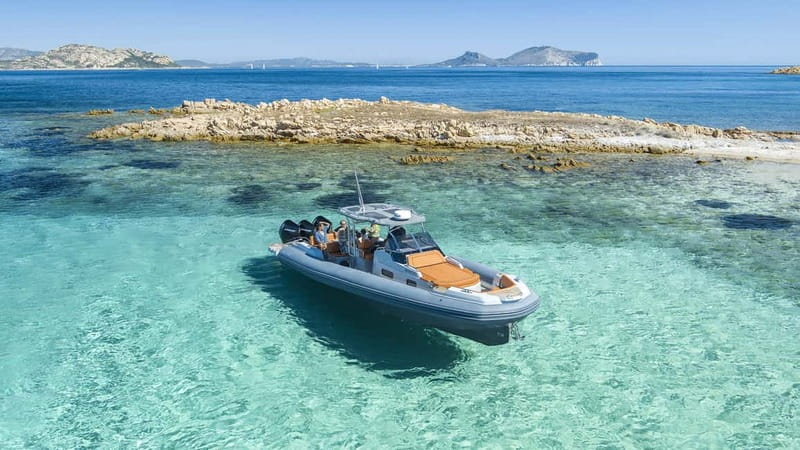 Olbia: Boat tour to Tavolara Park with Aperitif and Drinks - Turquoise bays and a small-group boat from Olbia