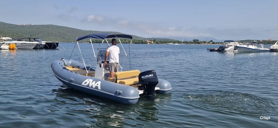 OLBIA: drive your boat - no licence needed - The Boat Itself: Compact Comfort for a Full Day