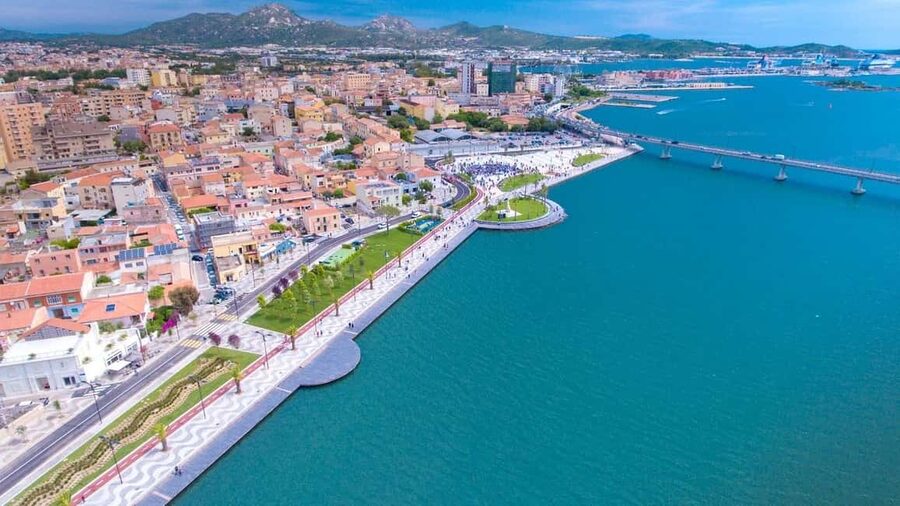 Olbia: Exclusive Guided City Tour in Tuk-Tuk - Monumento ai Caduti and Lungomare di Olbia Seafront Views