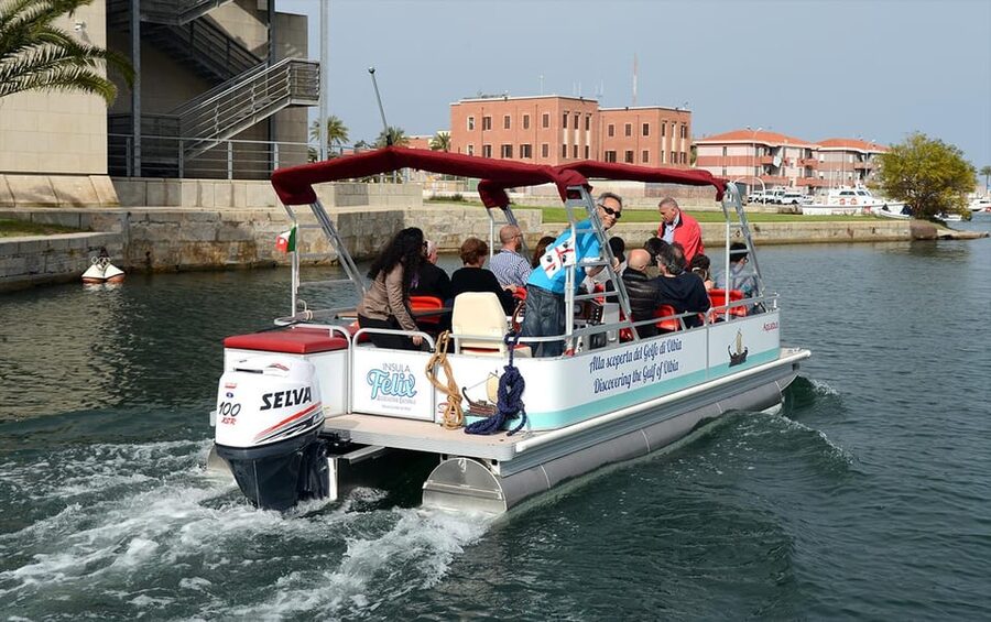 Olbia: Gulf of Olbia boat tour - Stop 1: Isola Bocca lighthouse and that satisfying close-up feeling