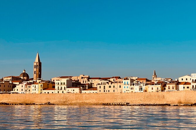 One day excursion on a sailing boat in the Gulf of Alghero - Where you meet: IPMolo and why being on time matters