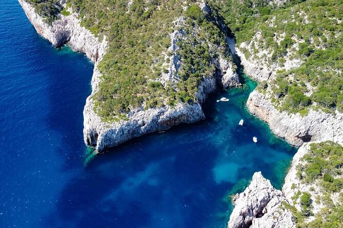 One Day Mini Cruise in the Gulf of Orosei with Lunch on Board - Monolite di Pedra Longa: A Sea-Rising Limestone Monument