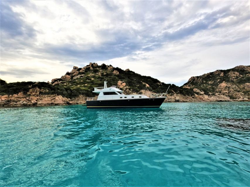 Palau: La Maddalena Archipelago Motorboat Tour with Lunch - Spargi Island stop: coves, photos, and that first swim window