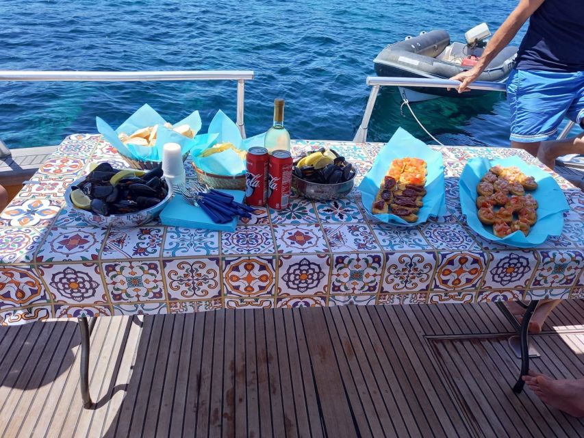 Palau: La Maddalena Archipelago Motorboat Tour with Lunch - Price and value: what $161.43 buys you here