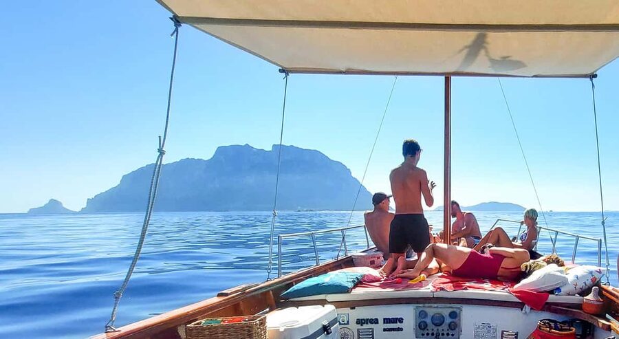 Porto San Paolo: Half Day Boat Tour to Tavolara and Molara - Key Things About Tavolara and Molara That Matter On the Water