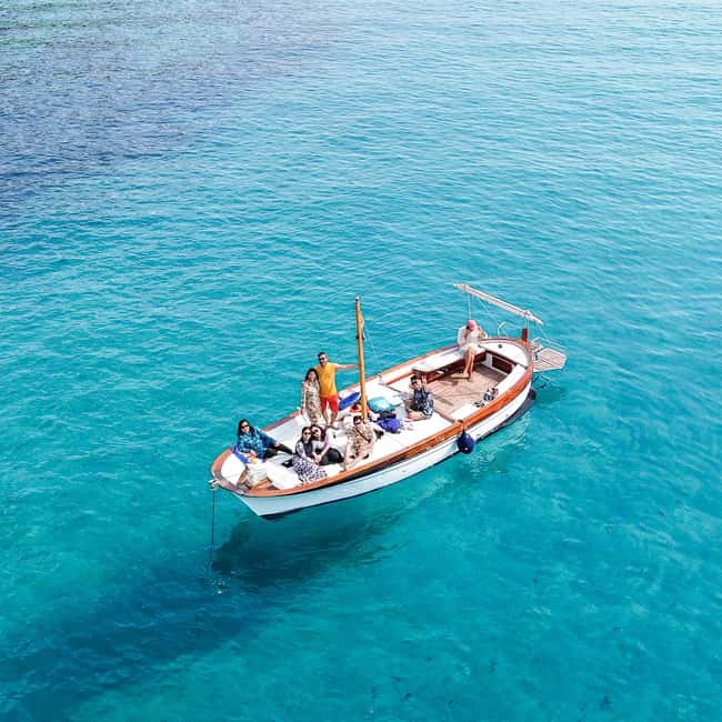 Porto San Paolo: Half Day Boat Tour to Tavolara and Molara - The 4-Hour Pace: How the Timing Actually Feels