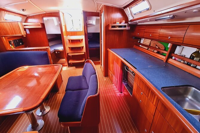 Sailboat tour from PALAU to the Maddalena Archipelago. - Price and value: why lunch, wine, and snorkel gear matter