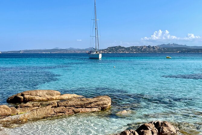 Sailing boat tour in the Maddalena Archipelago - Group size, comfort, and who this tour suits best
