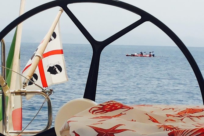 Sailing day trip - Lunch on board: Vermentino or Cannonau with marinara pasta