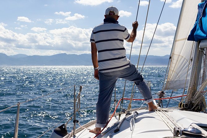 Sailing towards the Devil's Saddle - Weather, Wind, and Realistic Expectations (So You Don’t Get Grumpy)