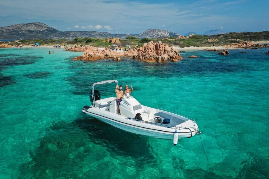 Sardegna: Tavolara Boat Tour with Snorkeling - Tavolara and Molara Marine Protected Area: why this water looks unreal