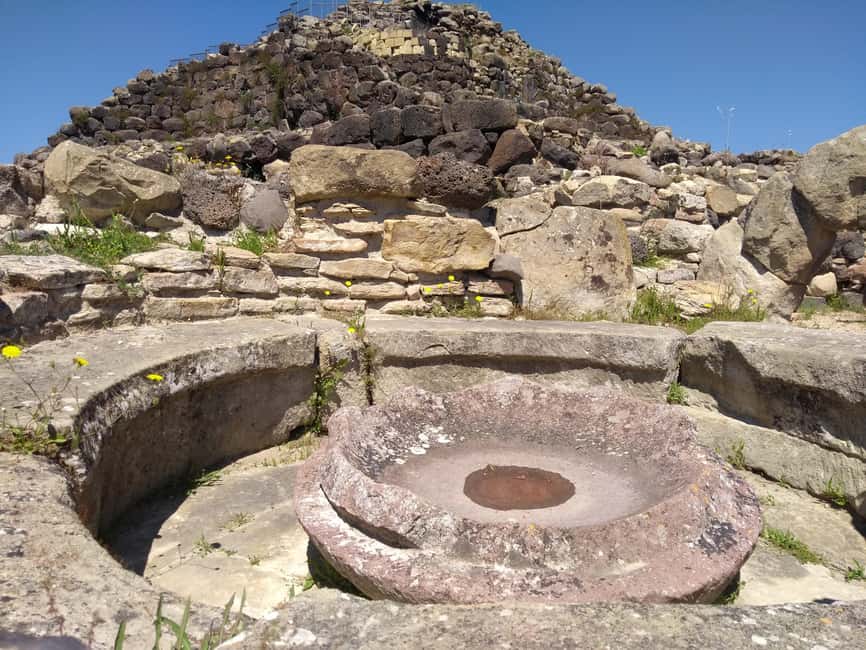 Sardinia: Barumini Nuraghe Tour from Cagliari - Entering Su Nuraxi: What You’ll See in 75 Minutes