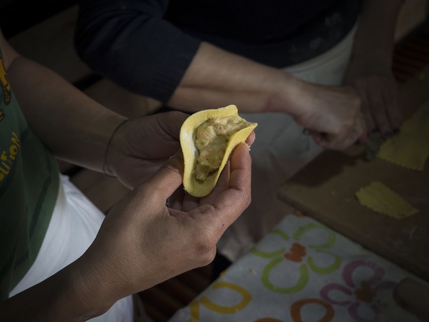 Sardinia Cooking Class: Fresh Handmade Pasta - Who You Meet: Local Hosts and a Guide Who Keeps It Clear