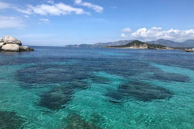 Snorkeling in the Marine Protected Area of Capo Carbonara - Stop at Isola dei Cavoli: what to expect on the first site