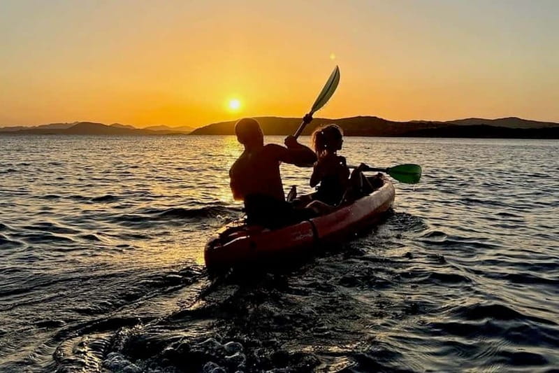 Sunset Kayak Tour + Snorkeling and Local Aperitif - Getting to Cala Suaraccia and choosing your kayak