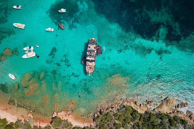 Tour of the Archipelago of La Maddalena ecofriendly - Caprera upgrade in a rubber dinghy: when it’s worth the €23