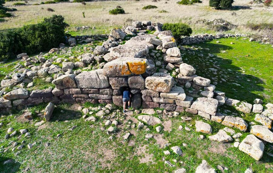 Tour Su Nuraxi Barumini from Cagliari - Su Nuraxi: your guided hour at the World Heritage nuraghe