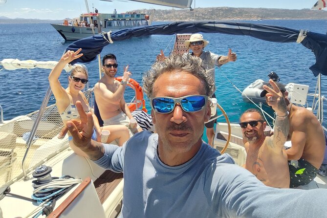 Tour to the islands of the La Maddalena Archipelago by sailing boat - Meeting points and timing: Palau vs Maddalena